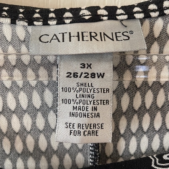 Catherine’s tank blouse - Picture 2 of 5